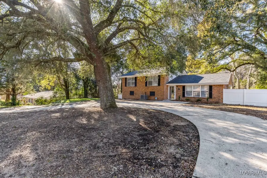 231 Murfee Drive, Prattville, AL 36066 - Image #2