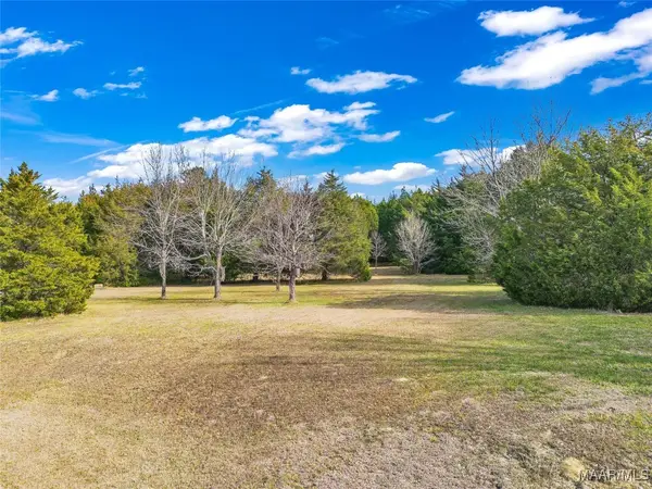 70 N Leahmon Lane, Pike Road, AL 36064