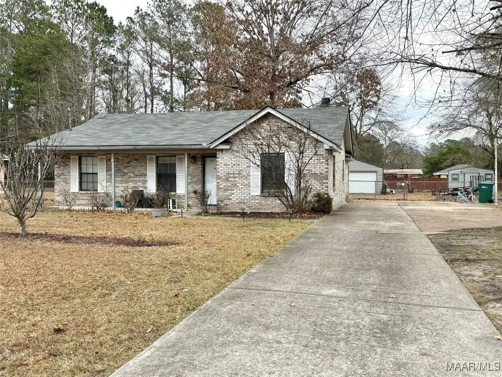 2620 Daphne Lane, Millbrook, AL 36054 - Image #1