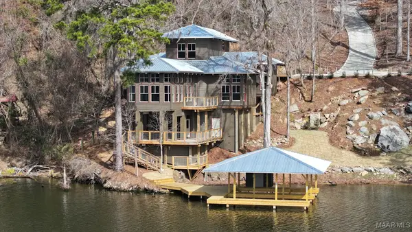 180 Grays Ferry Road, Titus, AL 36080