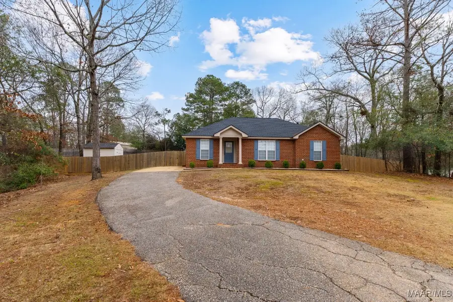 165 Laurel Hill Drive, Prattville, AL 36066 - Image #2