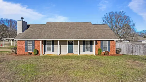 54 Cardinal Court, Wetumpka, AL 36092