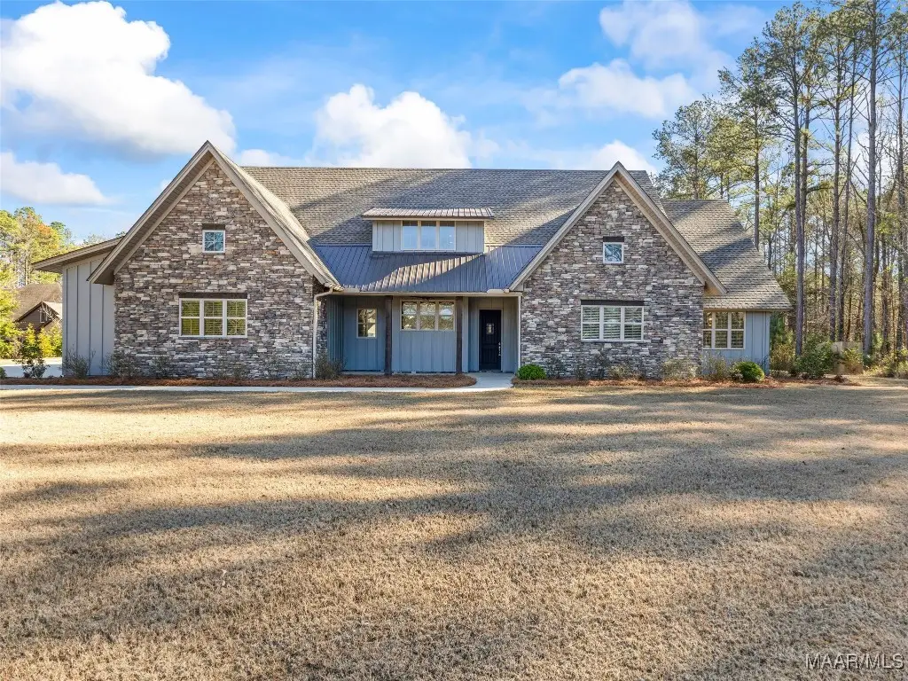 130 Foxfire Court, Wetumpka, AL 36092 - Image #1