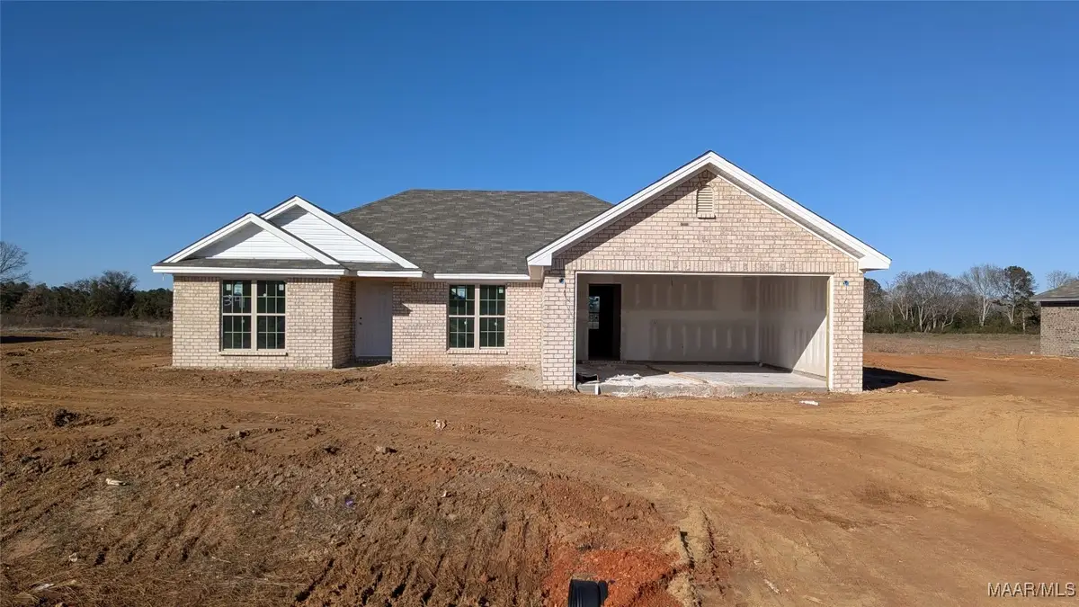 3141 Landing Lane, Deatsville, AL 36022 - Image #1