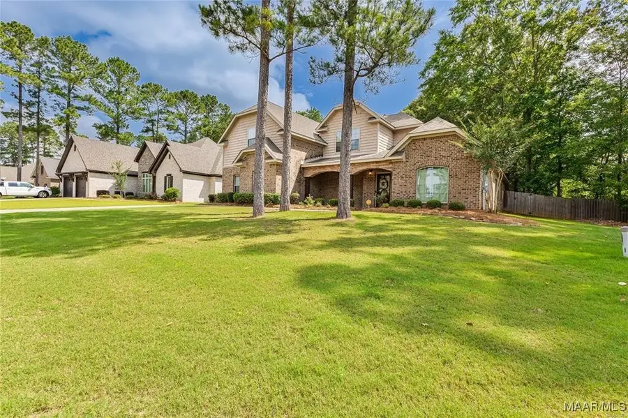 126 N Dogwood Terrace, Wetumpka, AL 36093 - Image #2