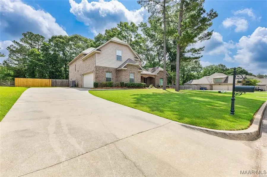 126 N Dogwood Terrace, Wetumpka, AL 36093 - Image #3
