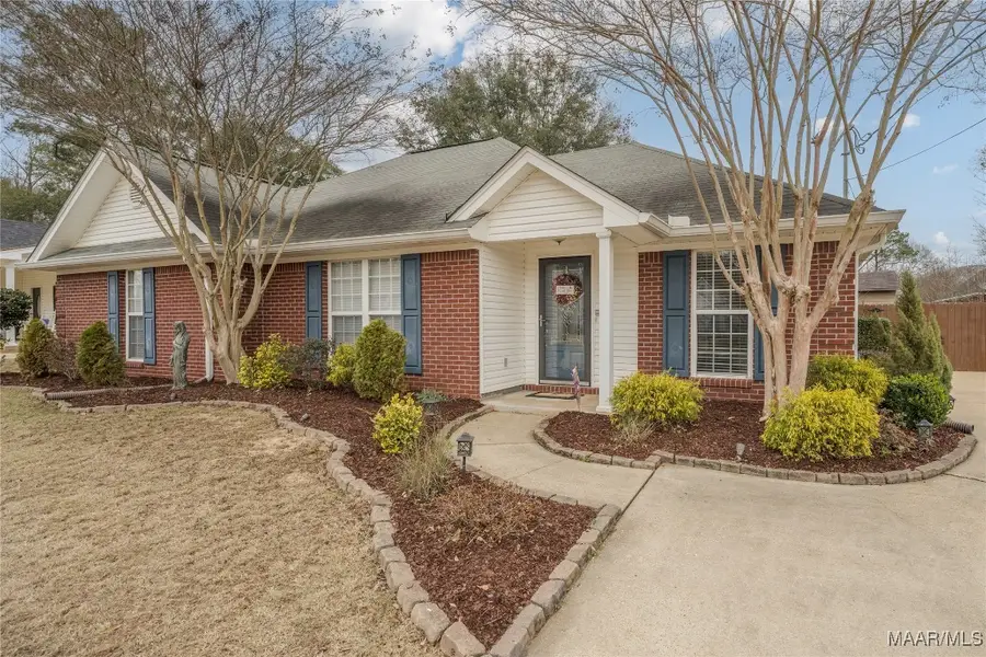 193 Homewood Drive, Millbrook, AL 36054 - #2