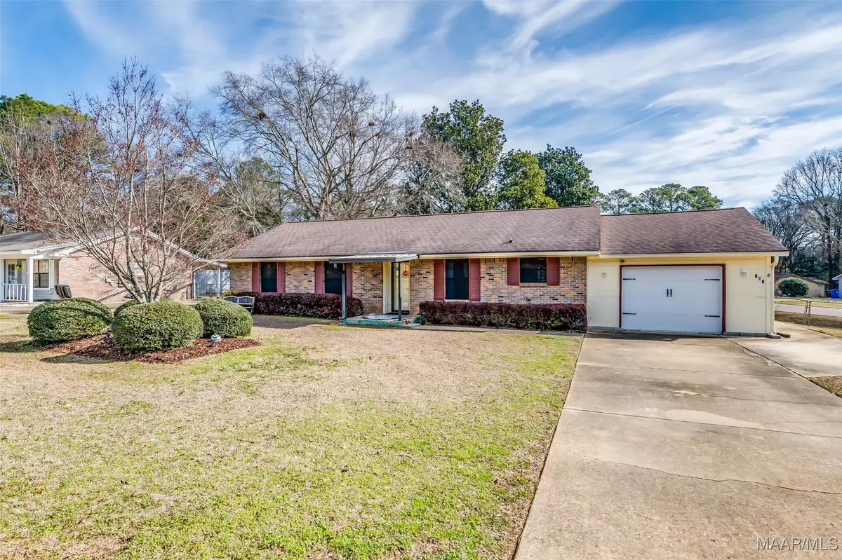 102 Till Street, Prattville, AL 36066 - Image #1