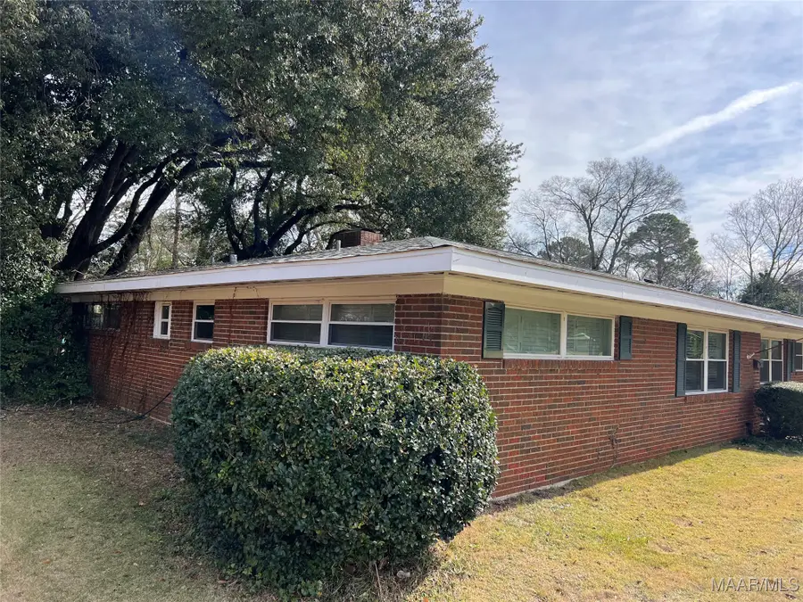 2731 Sweetbriar Road, Montgomery, AL 36109 - Image #2