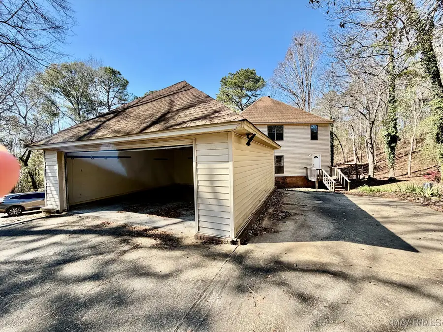 822 Richfield Road, Deatsville, AL 36022 - Image #2