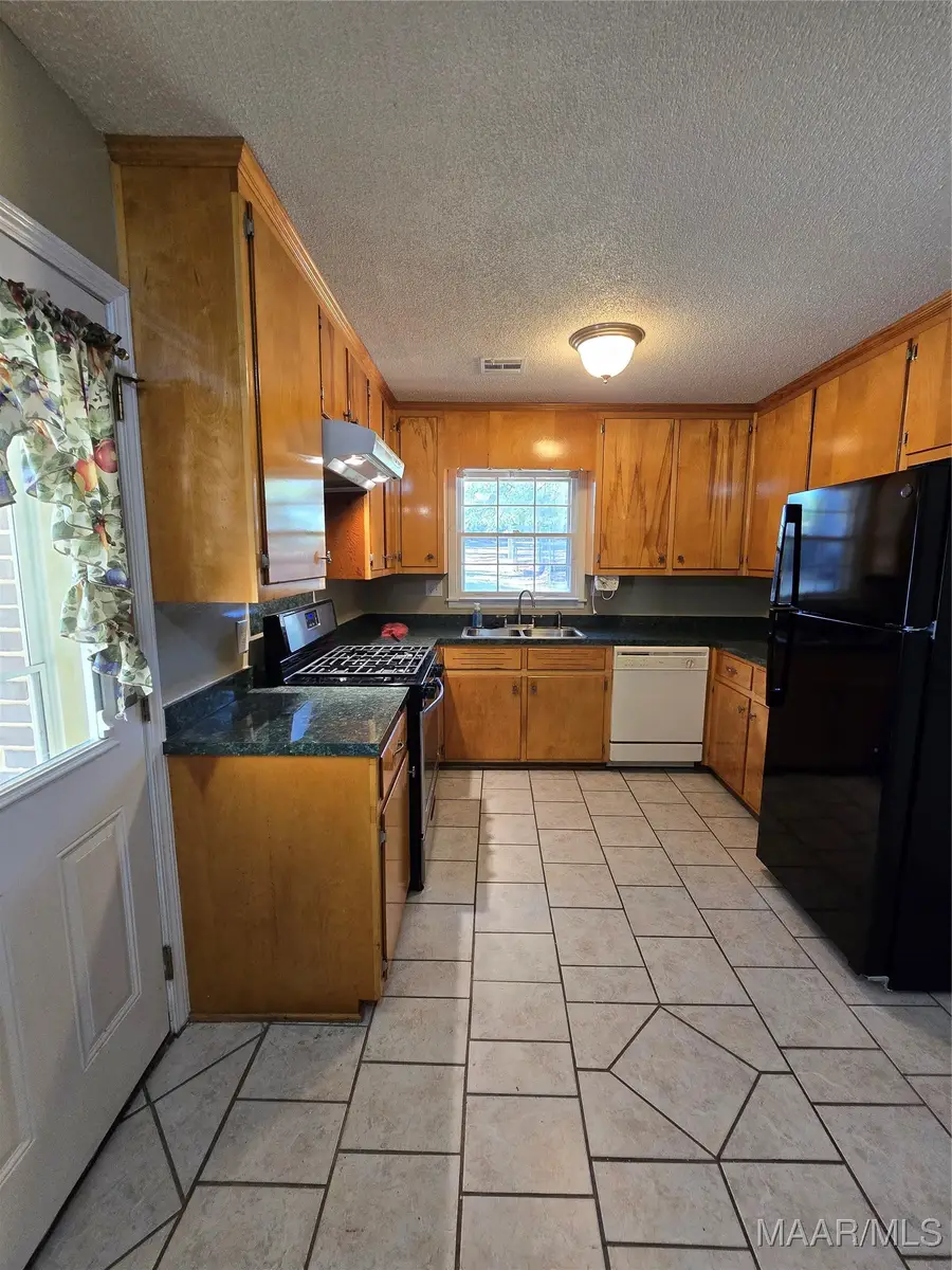 505 Hampton Road, Selma, AL 36701 - Image #2
