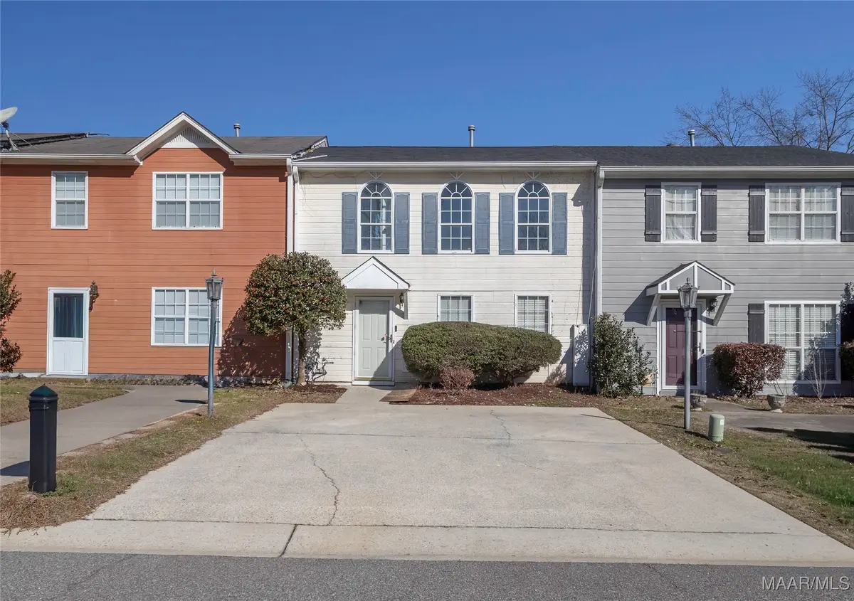 121 Willow Point Lane, Alabaster, AL 35007 - Image #1