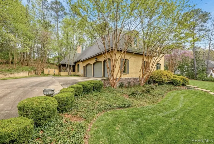 160 Aegean Way, Wetumpka, AL 36093 - #3