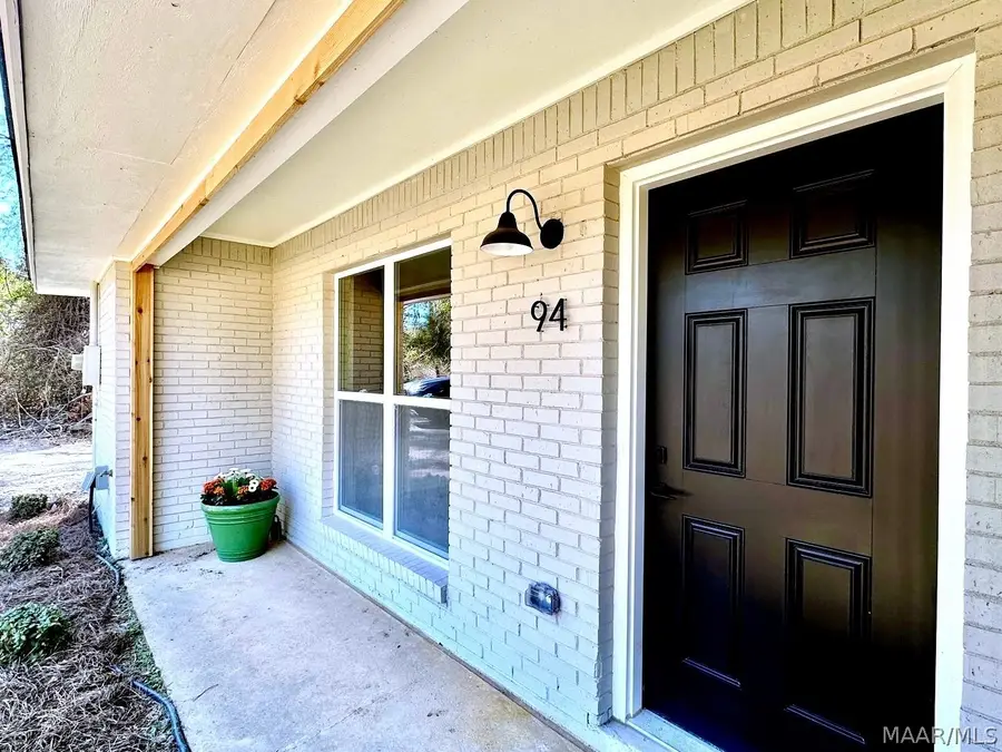 94 Roscoe Lee Circle, Wetumpka, AL 36092 - #2