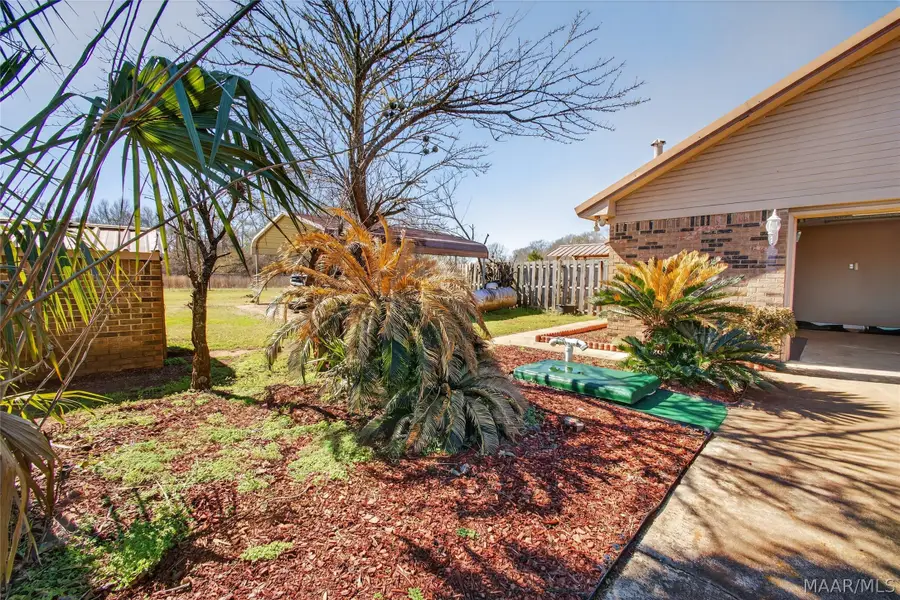 822 County Road 1 S, Selma, AL 36703 - #3