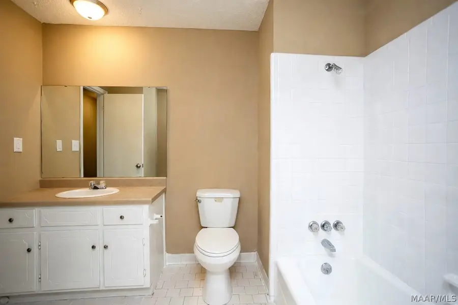 2123 18th Avenue E, Tuscaloosa, AL 35404 - #3