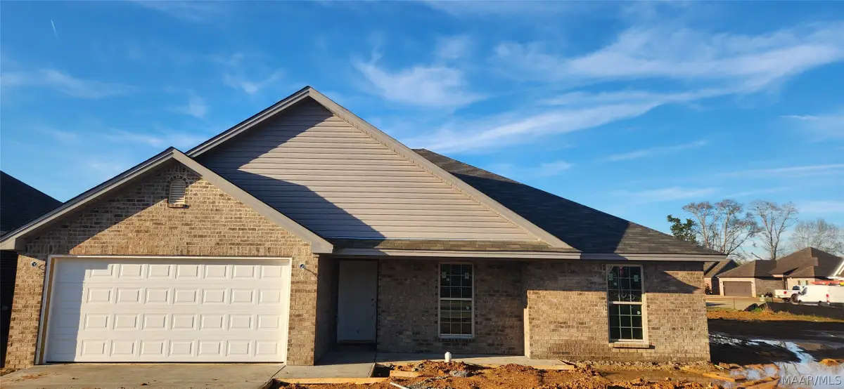 405 Country Club Drive, Wetumpka, AL 36092 - #1