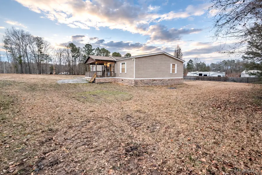 110 Melissa Robyn Road, Deatsville, AL 36022 - #2
