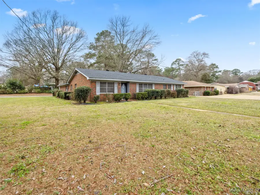 3932 Meredith Drive, Montgomery, AL 36109 - #2
