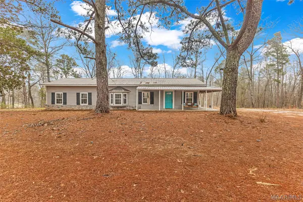 1703 County Road 39, Deatsville, AL 36022