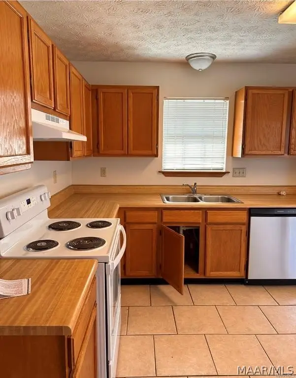 3444 Wickham Road, Montgomery, AL 36116 - #3