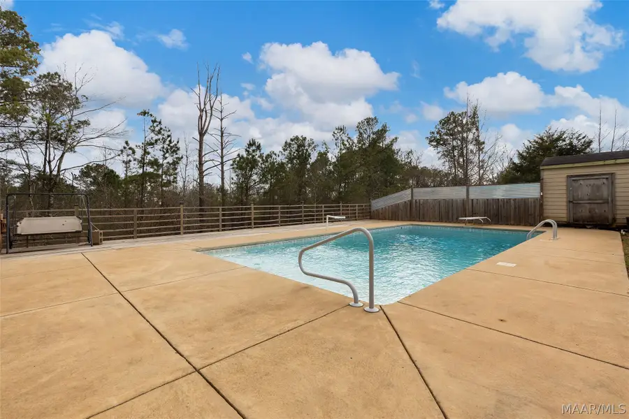 465 Nobles Road, Deatsville, AL 36022 - #2