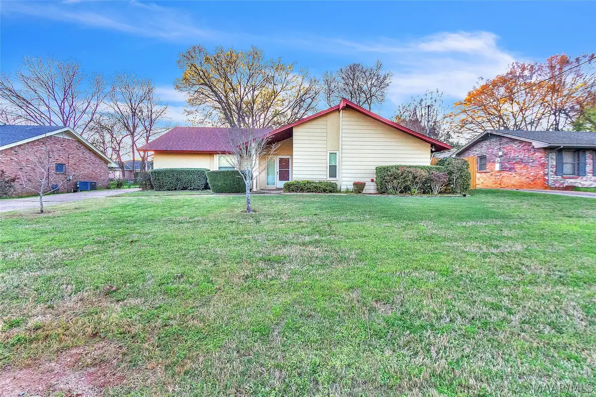 223 W Vanderbilt Loop, Montgomery, AL 36109 - #1