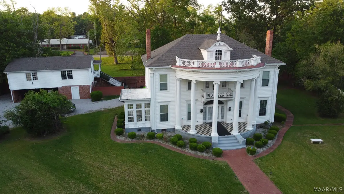 31 Edgewood Drive, Selma, AL 36701 - #1