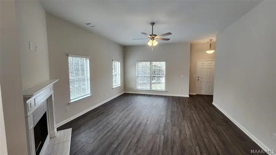246 Brownstone Loop, Elmore, AL 36025 - #3