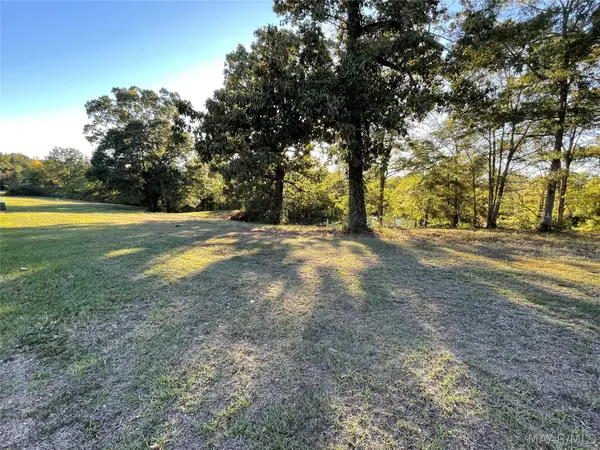 682 Covered Bridge Parkway, Prattville, AL 36066