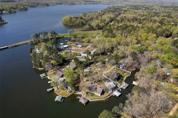 272 Briar Loop Road, Deatsville, AL 36022