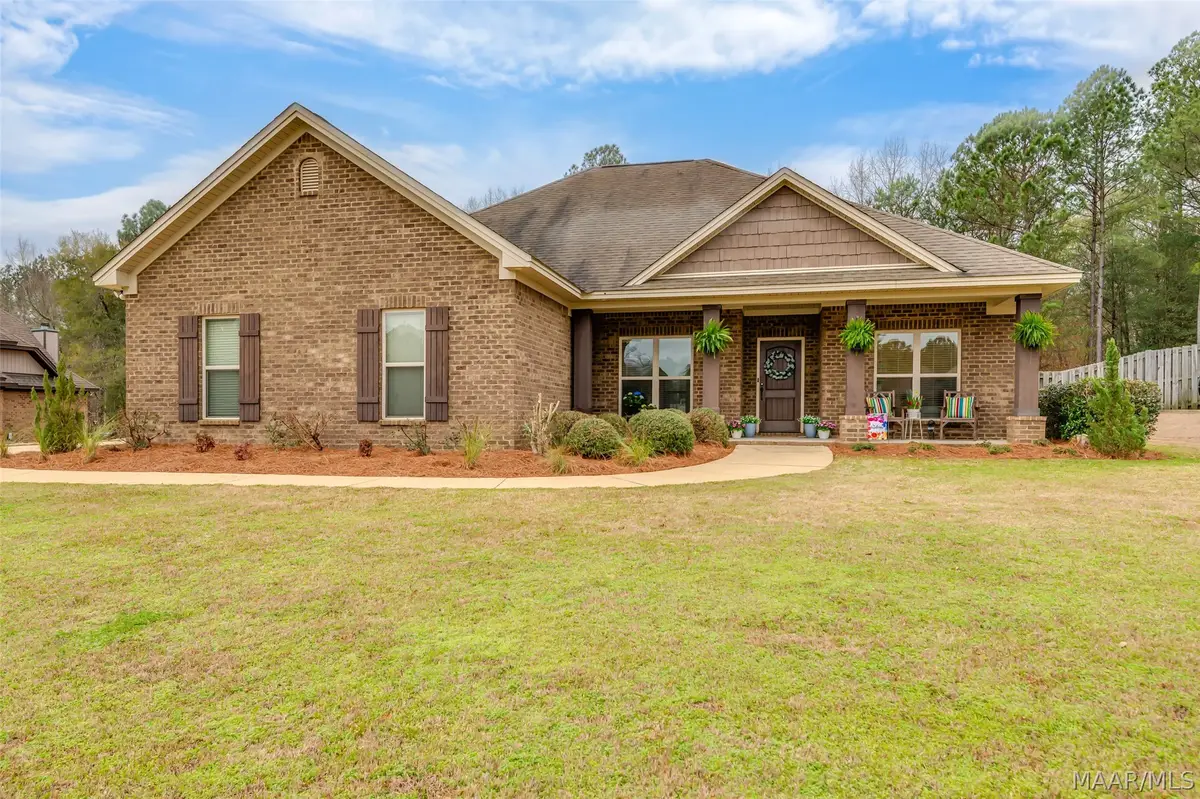 1000 Southern Hills Drive, Wetumpka, AL 36093 - #1