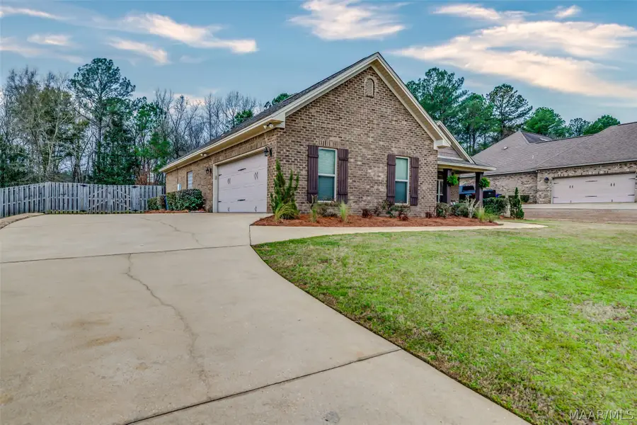 1000 Southern Hills Drive, Wetumpka, AL 36093 - #3