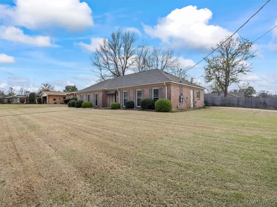 4312 Shamrock Lane, Montgomery, AL 36106 - #3