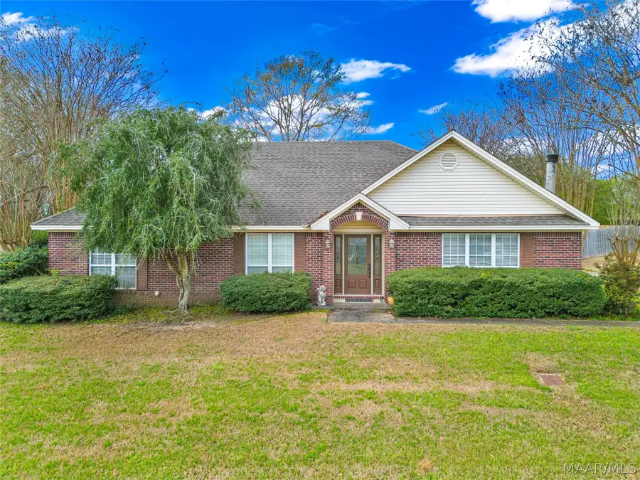 472 Richfield Road, Deatsville, AL 36022 - #2