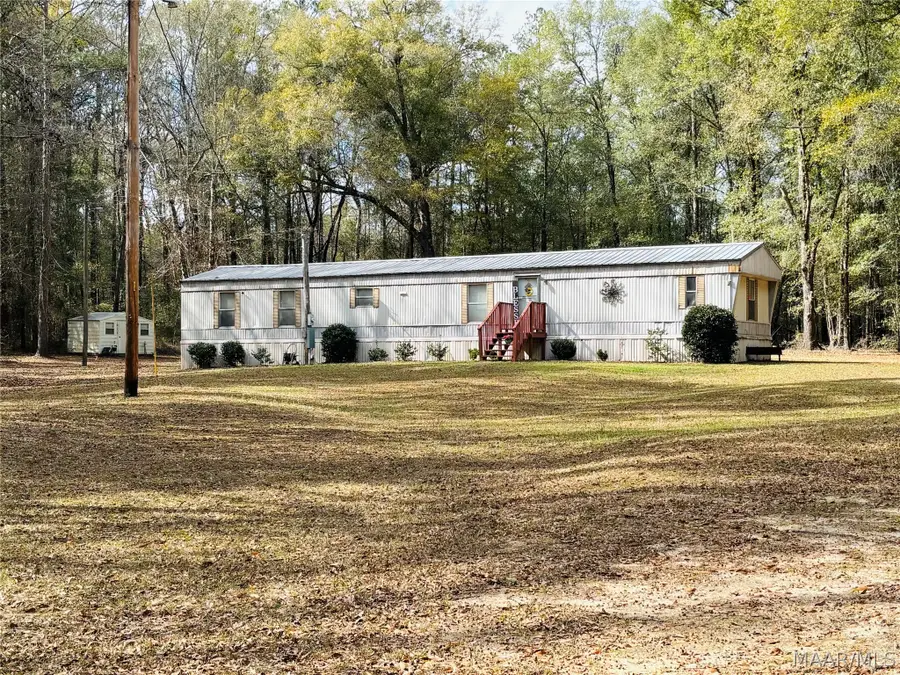 147 Mitchell Lane, Wetumpka, AL 36093 - #3