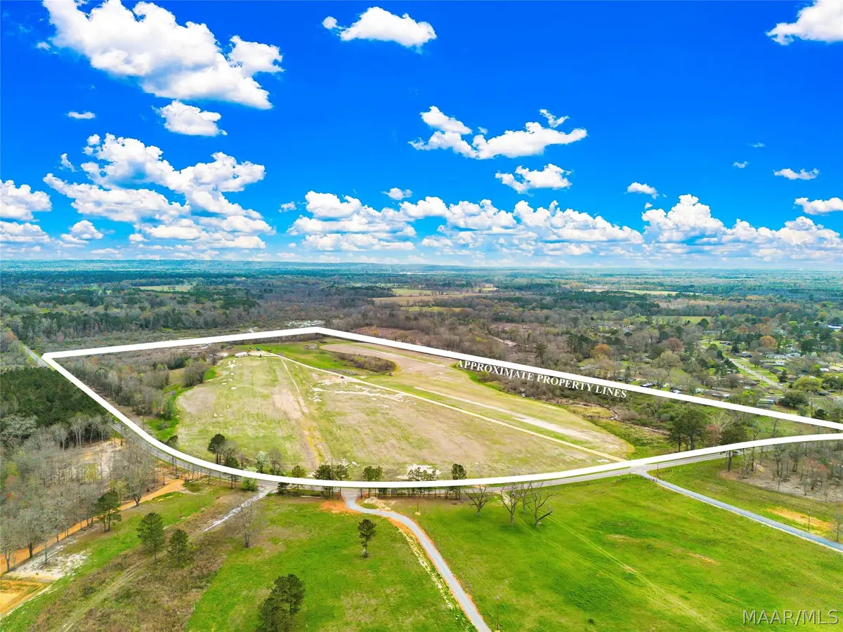 950 Baltzer Road, Wetumpka, AL 36092 - #1