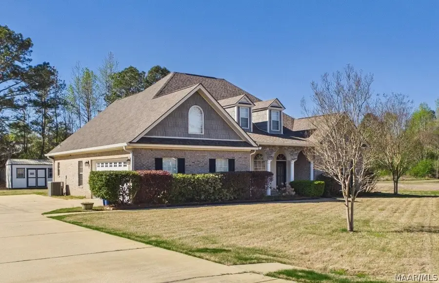 1231 Kenner Creek Circle, Deatsville, AL 36022 - #3