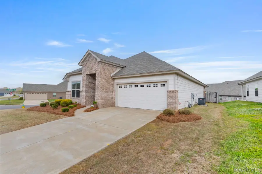 229 Hedgefield Drive, Prattville, AL 36066 - #3