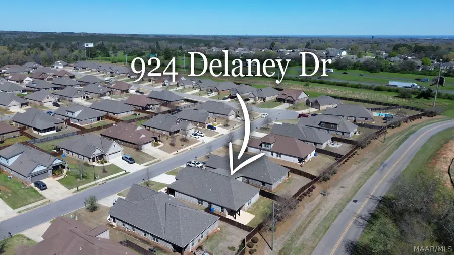 924 Delaney Drive, Prattville, AL 36066 - #3