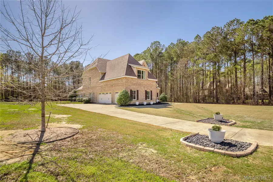 9426 Manor Way, Pike Road, AL 36064 - #2