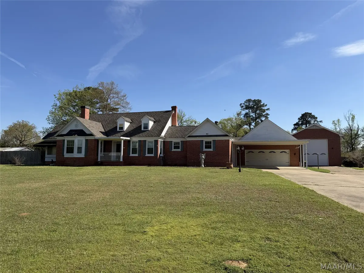4820 Highway 14 E, Elmore, AL 36025 - #1