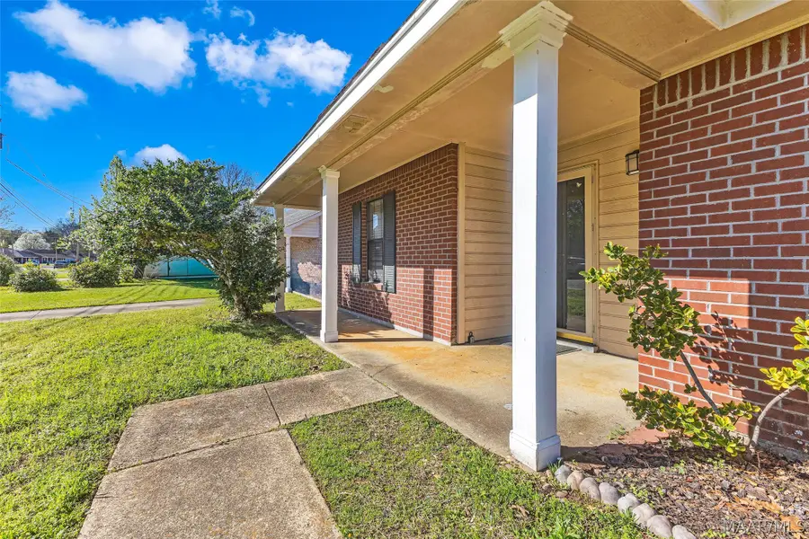 384 Forest Park Drive, Montgomery, AL 36109 - #3