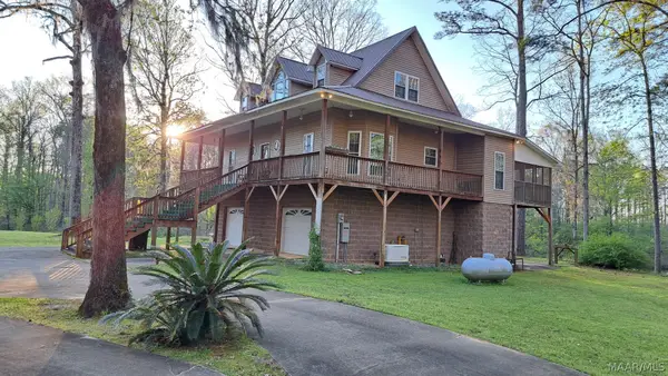 2068 Red Eagle Drive, Lowndesboro, AL 36752