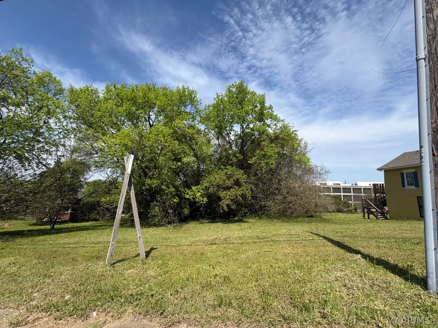 622 Clay Street, Montgomery, AL 36104 - #2
