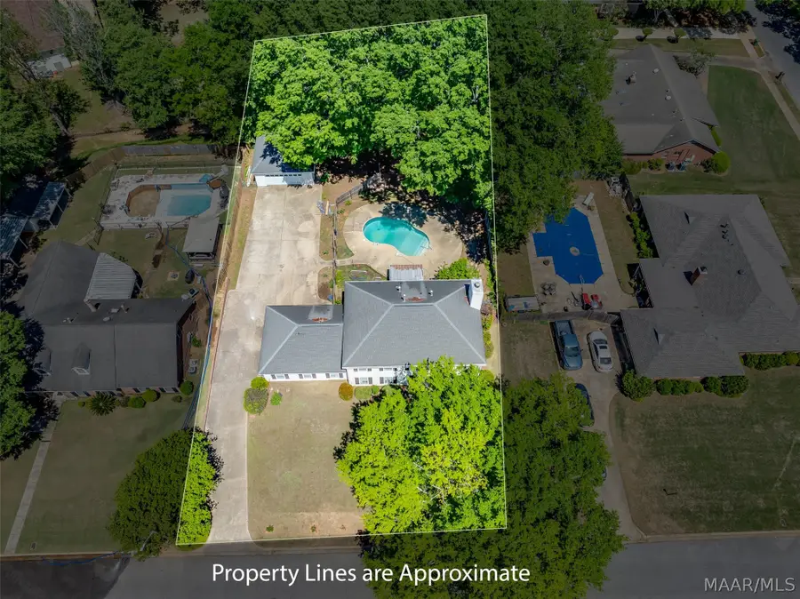 404 Derby Lane, Montgomery, AL 36109 - #2