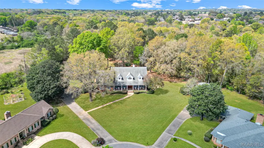 801 Wynwood Drive, Prattville, AL 36067 - #3