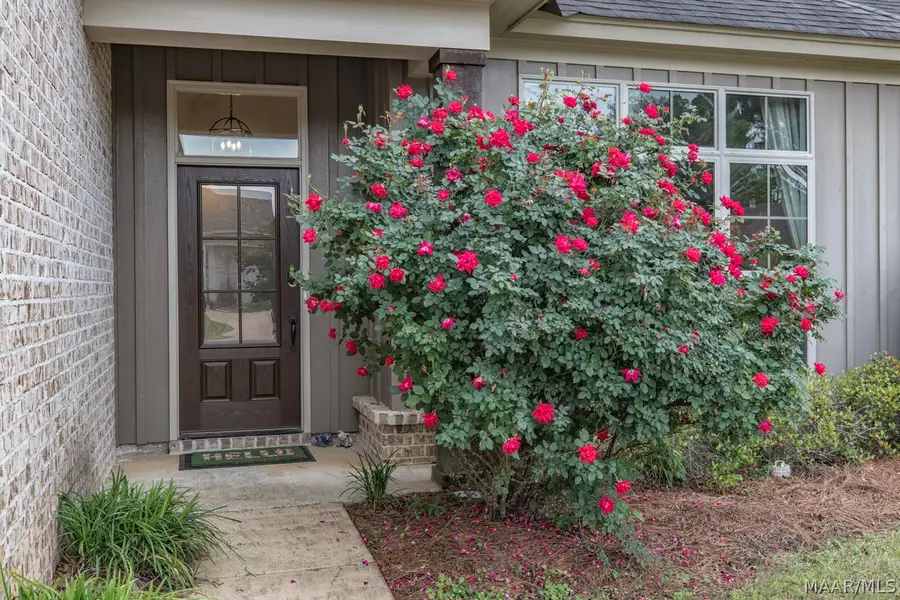 9403 Crescent Lodge Circle, Pike Road, AL 36064 - #2