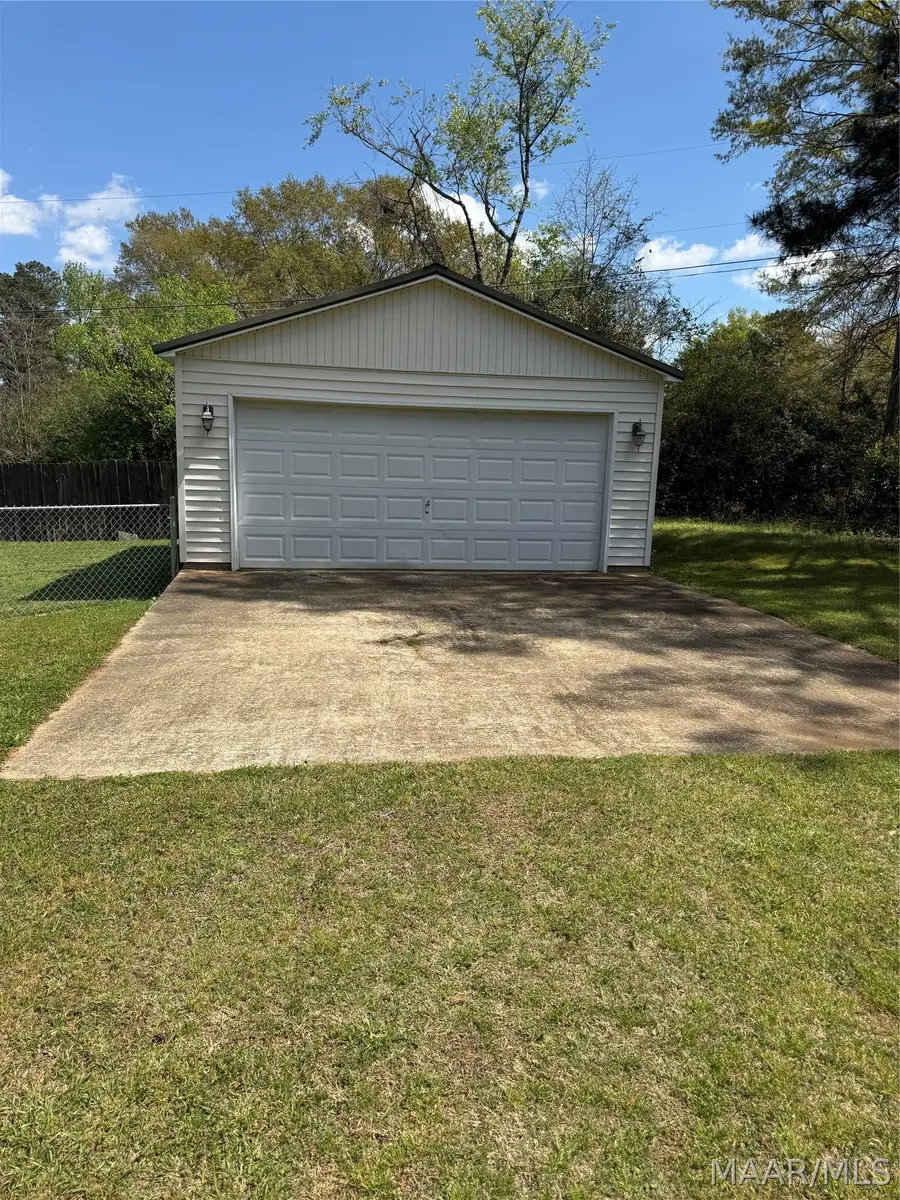 215 Gardner Road, Prattville, AL 36067 - #2