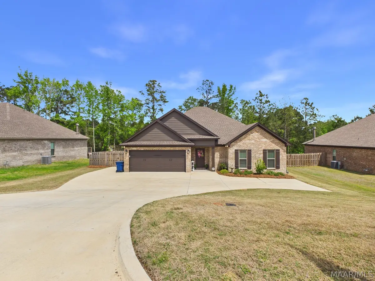 331 Tallahatchie Drive, Wetumpka, AL 36093 - #1